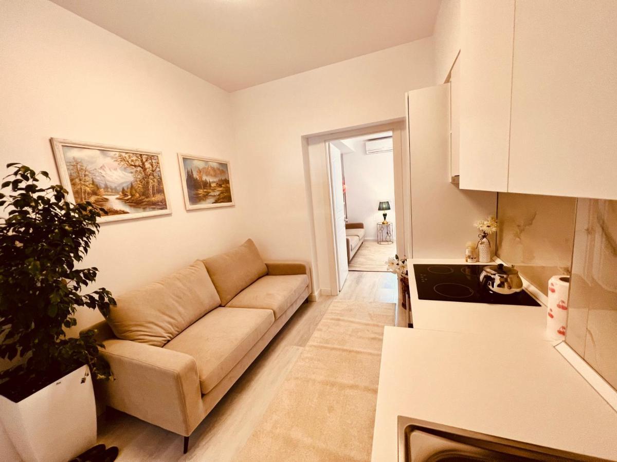 Leo'S Apartments Tirana Garden View Agim Kadrimi Exterior photo